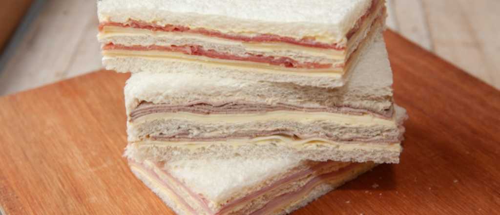 El truco para guardar los sanguches de miga en la heladera