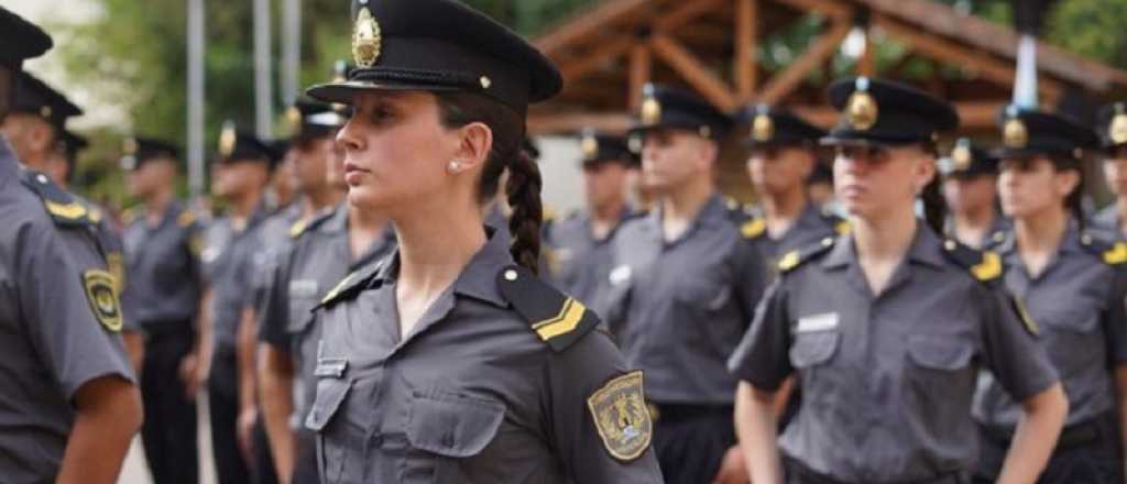 Suman más policías y penitenciarios a las fuerzas de seguridad de Mendoza