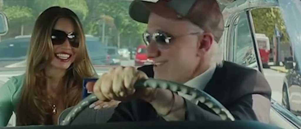 Emilia Mernes anunci&oacute; su show con un video junto a Andy Kusnetzoff