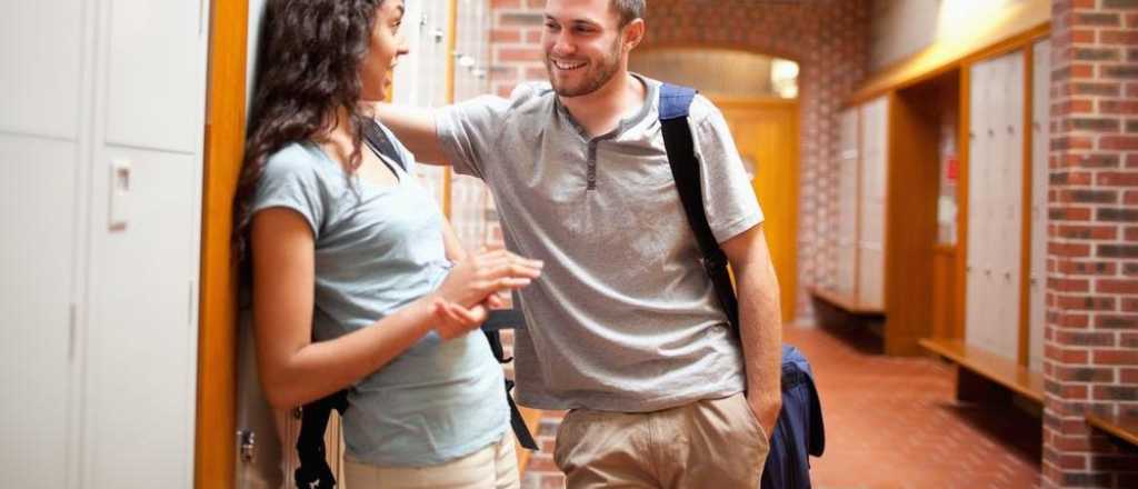 ¡Infraganti! Encontraron a dos padres teniendo sexo en el aula