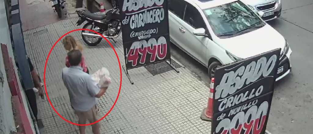 En fotos: sal&iacute;a de una carnicer&iacute;a en Guaymall&eacute;n y le robaron un costillar entero