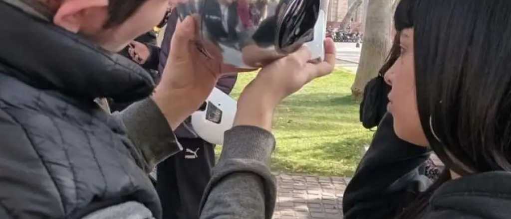 Espa&ntilde;a prohibi&oacute; el escaneo del iris que fue furor en Mendoza