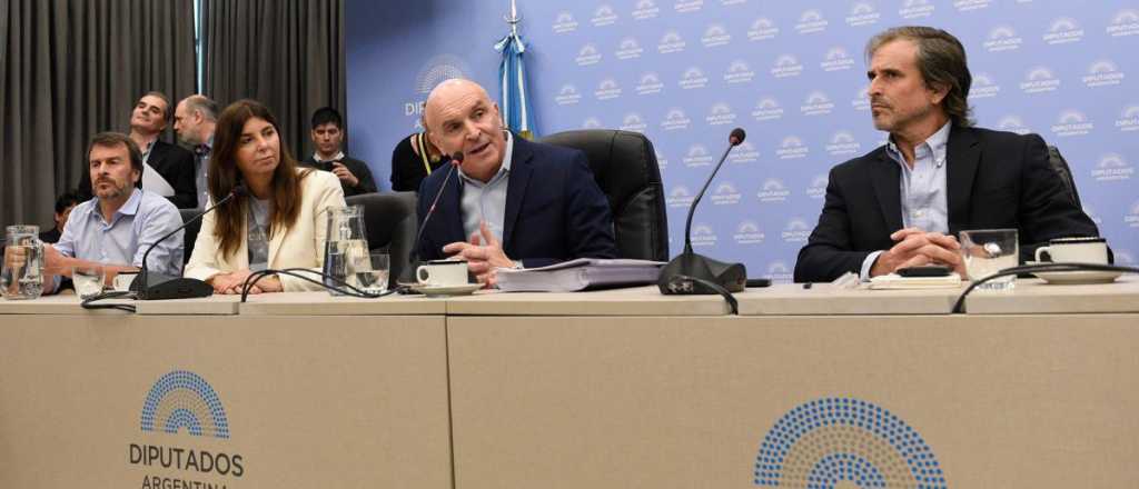 La ley "&oacute;mnibus" empezar&aacute; a tratarse en comisi&oacute;n el pr&oacute;ximo martes