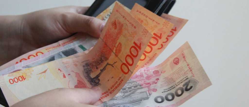 Los salarios crecieron 3,2% en agosto y superaron a la inflación