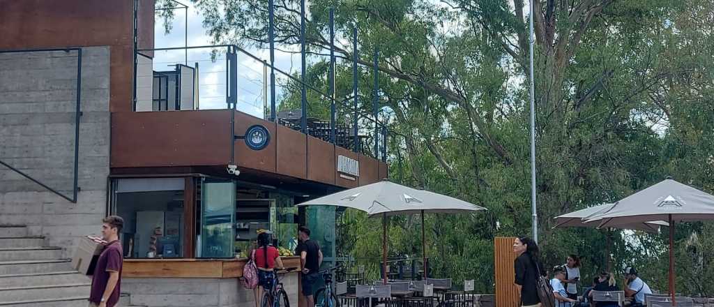 El nuevo restaurante del Cerro de la Gloria abrirá un espacio de vinos