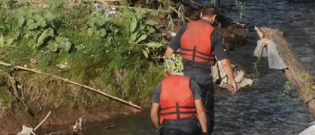 Con drones y rescatistas, buscan al chico arrastrado por el río Tunuyán