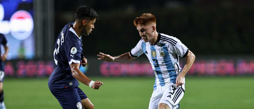 Argentina rescató un empate agónico ante Paraguay en su debut
