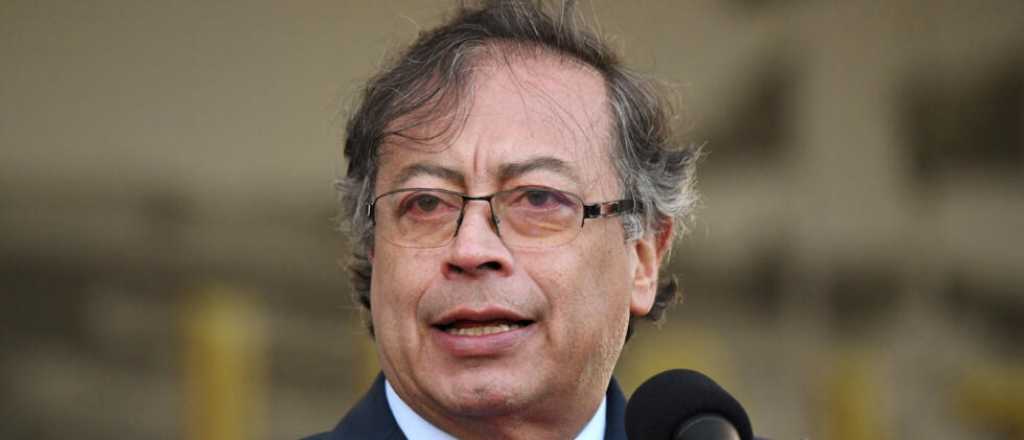 Petro: "Los lancheros son obreros que prestan servicios al narcotráfico"