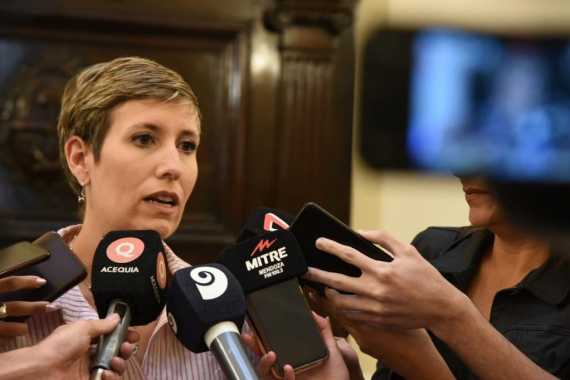 Mendoza. Jimena Latorre al Post: «Hay una mayoría silenciosa que tolera la minería» Mendoza. Jimena Latorre al Post: «Hay una mayoría silenciosa que tolera la minería»