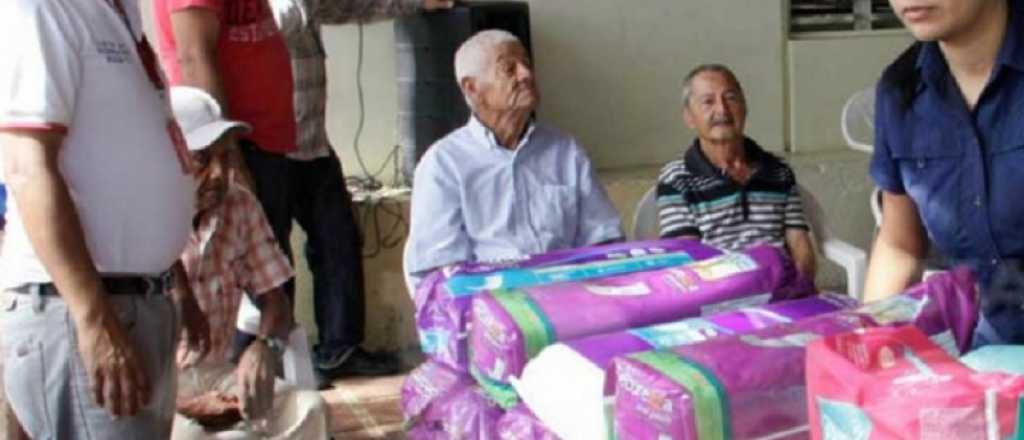 Afiliados de PAMI en Mendoza, desesperados por los pañales que no llegan