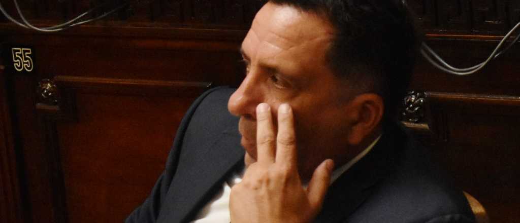 El mendocino Cairo apunt&oacute; contra Torres por la miner&iacute;a