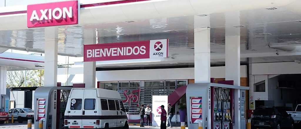 Axion en Mendoza ya aumentó los combustibles y hay colas en Shell
