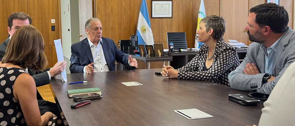 Avanza la fiscal&iacute;a ambiental de Mendoza en reuni&oacute;n entre Gobierno y Justicia