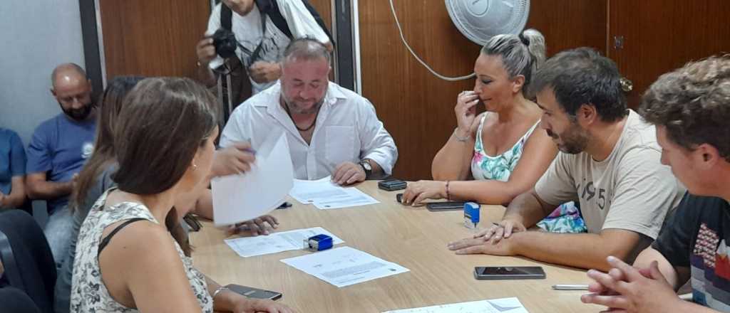 ATE acept&oacute; la propuesta del Gobierno: 15% y bono de $90 mil en febrero