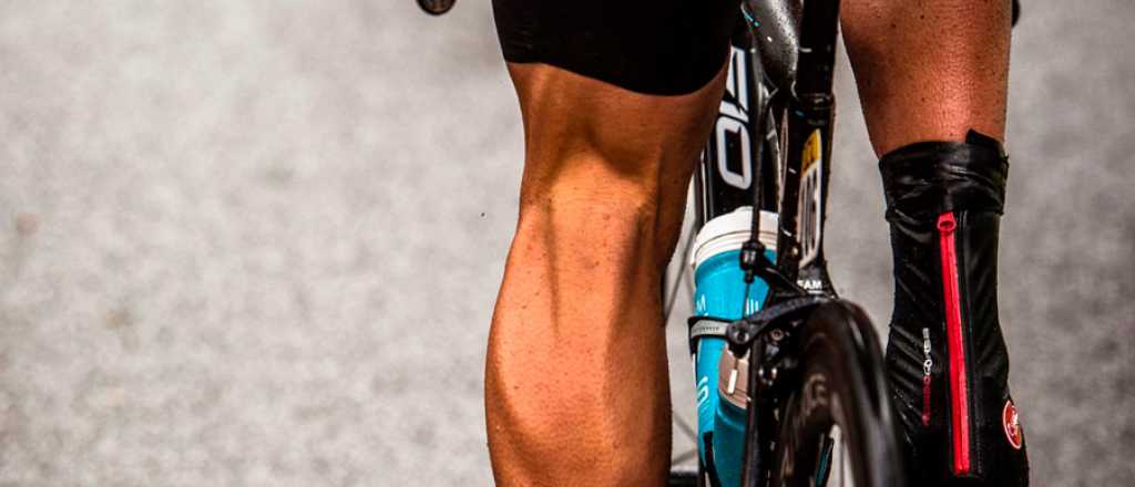 Por qué los ciclistas se afeitan las piernas
