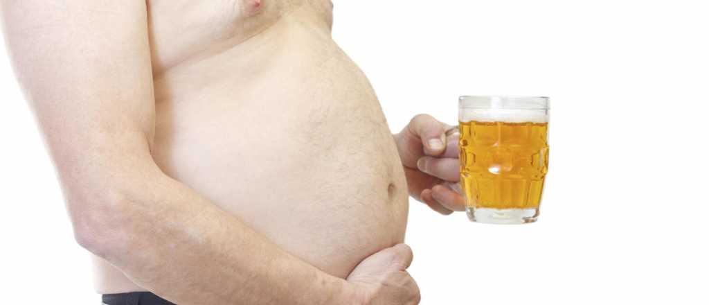 Los peligros de la "panza cervecera"