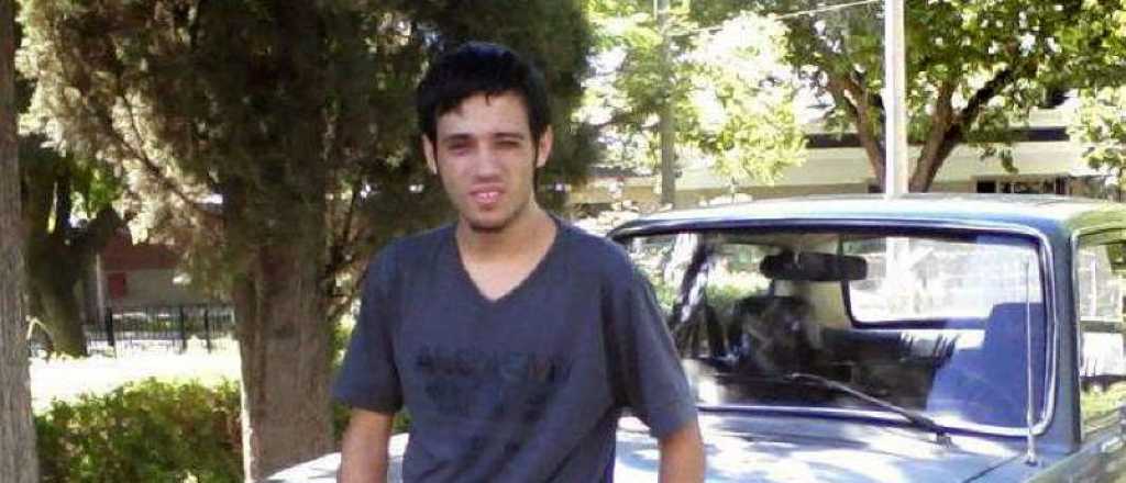 La madre de Andy Garc&iacute;a Campoy insiste en que lo mataron gendarmes