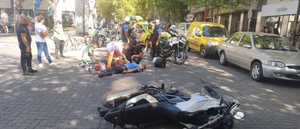 Persecución en Ciudad: tiró al policía de su moto de una patada