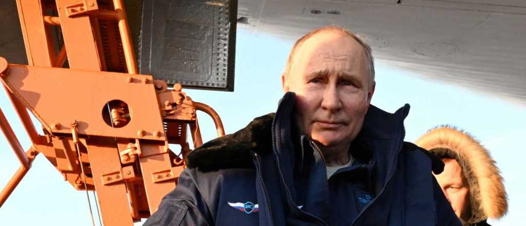 Zelenski preocupado por la falta de ayuda y Putin celebra dos años de guerra