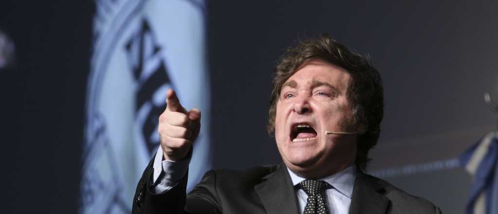 Milei le respondió a Cristina que la "gente se caga de hambre" por el modelo K 