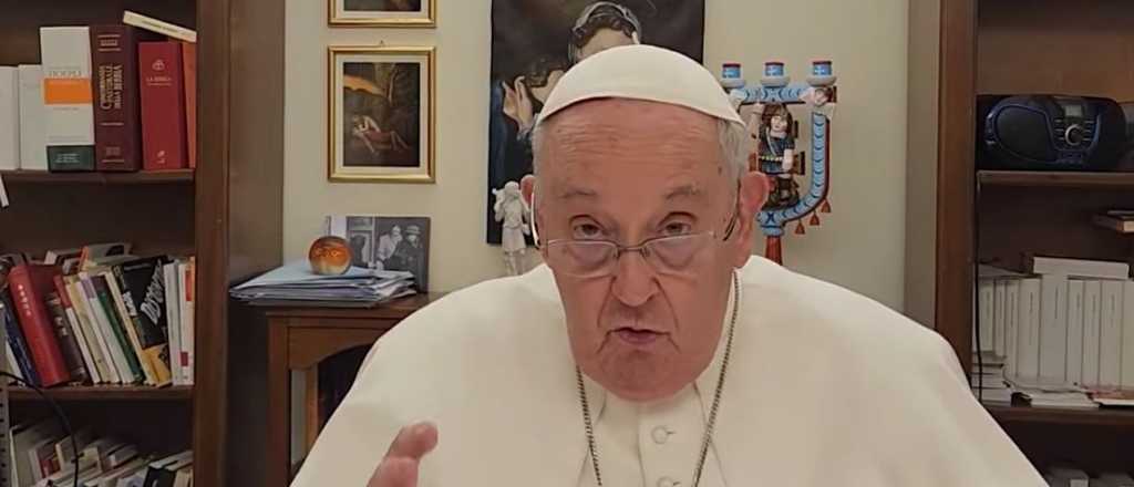 El Papa Francisco dio un discurso con indirectas a Milei y Adorni respondió