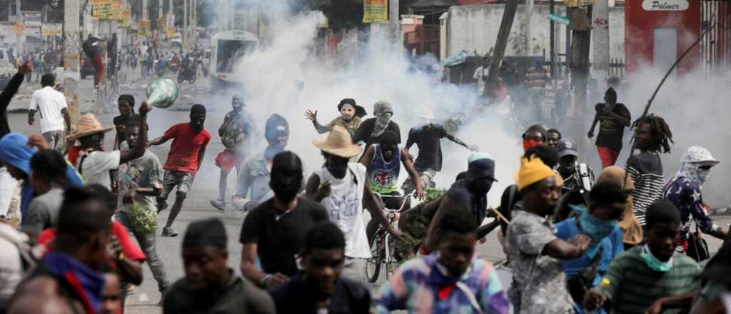 Haití al rojo vivo: pandillas tomaron una prisión y liberaron reos