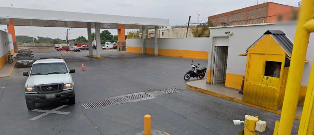 Atropellaron a un polic&iacute;a en la Feria de Guaymall&eacute;n: est&aacute; grave