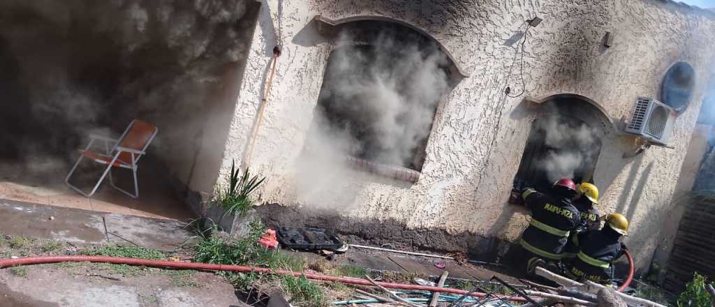 Incendio en una vivienda de Maipú: un muerto