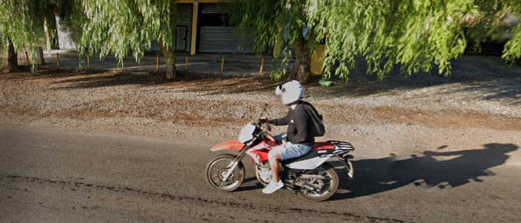 Delincuentes armados robaron una moto en Guaymallén