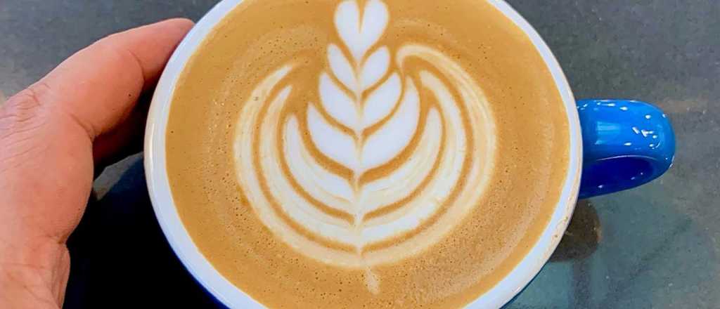 C&oacute;mo preparar un Flat White en casa