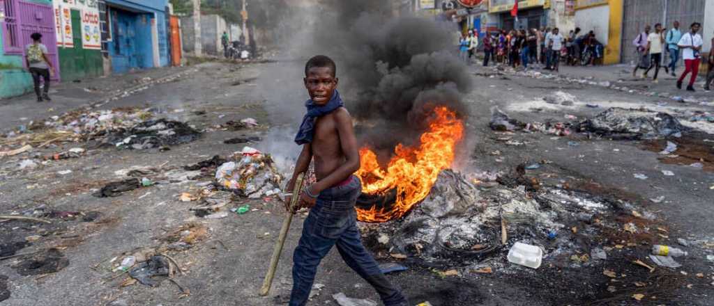 Haití tomada por las pandillas: Bukele ofrece solución y pide garantías