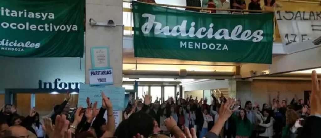 Los judiciales de Mendoza endurecen las medidas y harán paro por 4 días