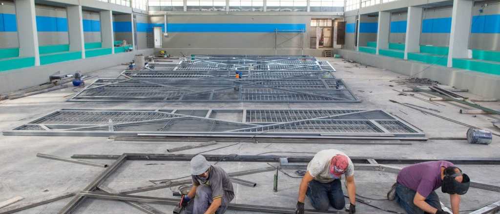 Continúa la remodelación del polideportivo B° San Pedro en San Martín