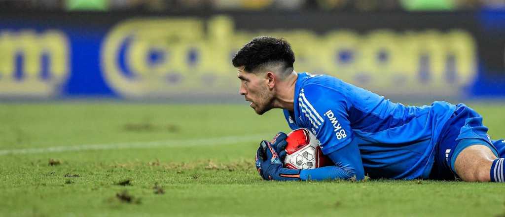 Locura en Brasil: balearon el auto de Agust&iacute;n Rossi