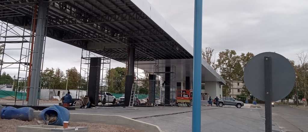 Abre una gran y tecnol&oacute;gica estaci&oacute;n de servicio en el Corredor del Oeste 
