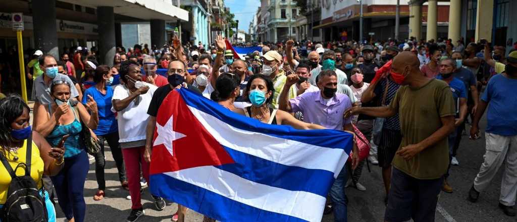 Protestas en Cuba por falta de comida y electricidad