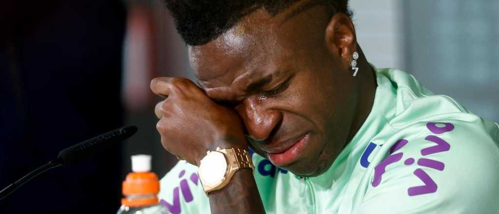 Video: Vinicius llor&oacute; por los insultos racistas que recibe en Espa&ntilde;a