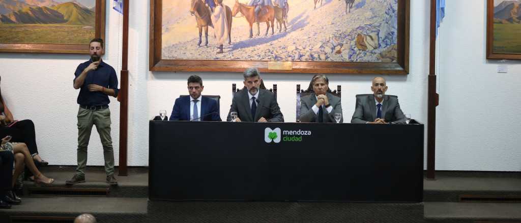 Ulpiano Suarez quiere poner fin a la reelección indefinida de concejales