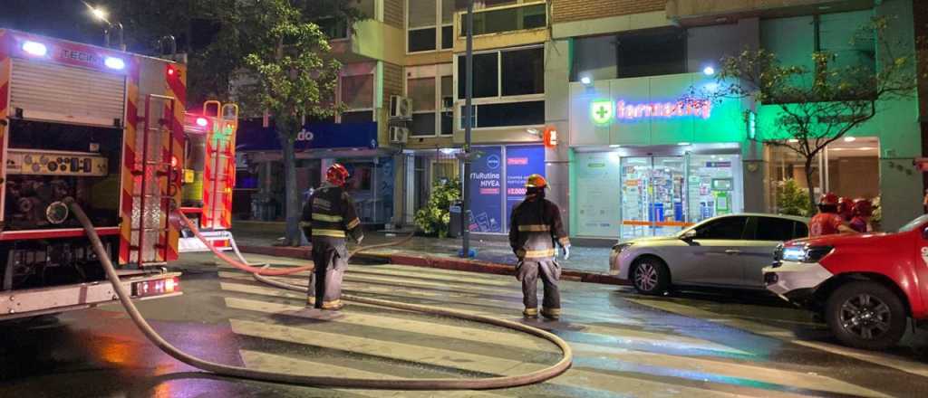 Un joven intentó escapar de un incendio y murió al lanzarse desde un edificio
