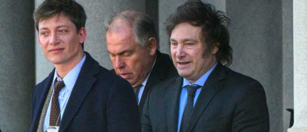 Milei conform&oacute; un consejo que lo asesorar&aacute; en econom&iacute;a: qui&eacute;nes son