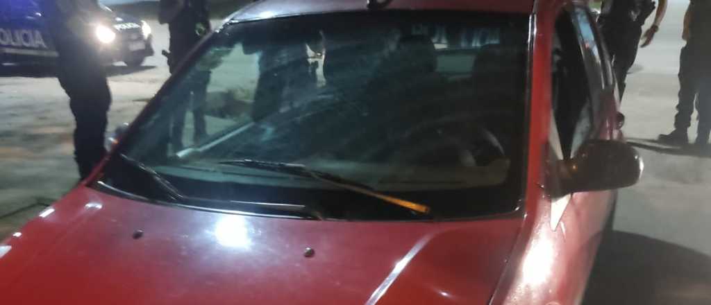 Robaron un auto en Las Heras llev&aacute;ndolo a empujones