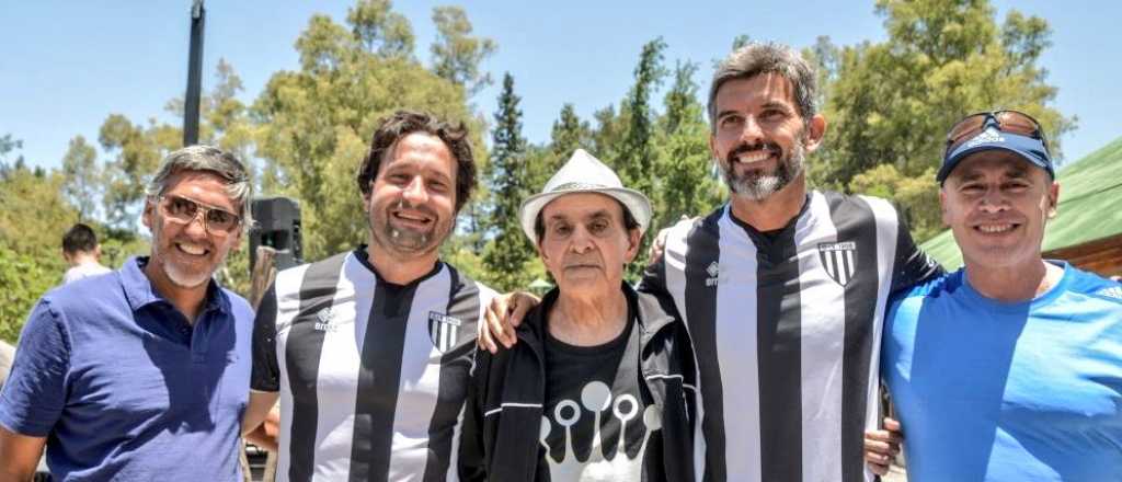 Capital declar&oacute; 24 horas de duelo en memoria de V&iacute;ctor Legrotaglie