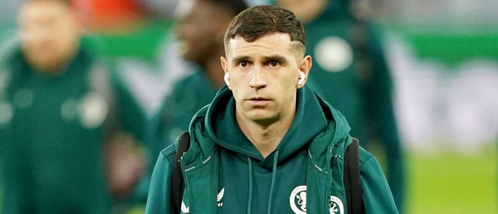 Qu&eacute; le pas&oacute; al Dibu Mart&iacute;nez: sorpresiva baja a &uacute;ltimo momento