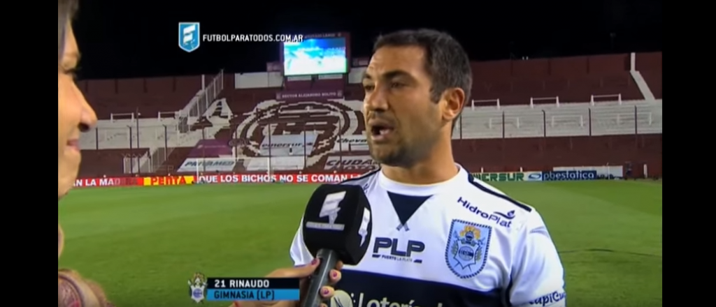 El imperdible (y muy ir&oacute;nico) mensaje de un jugador a un &aacute;rbitro