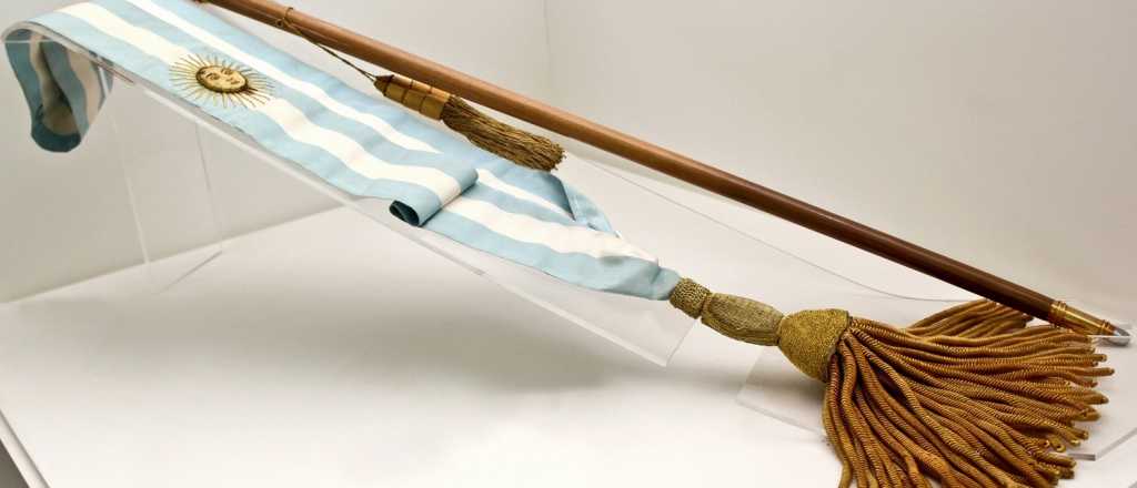 La historia del bast&oacute;n, la banda y algo m&aacute;s