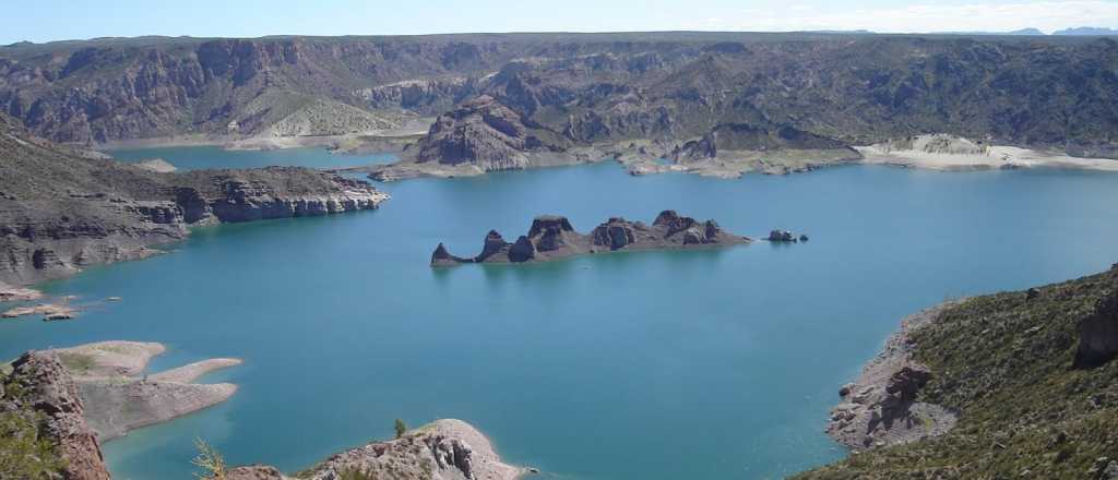 Buscan a un chico que se perdió en Valle Grande