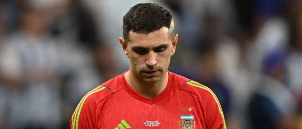 Dibu Mart&iacute;nez y el ins&oacute;lito motivo que casi le arruina el Mundial a Argentina