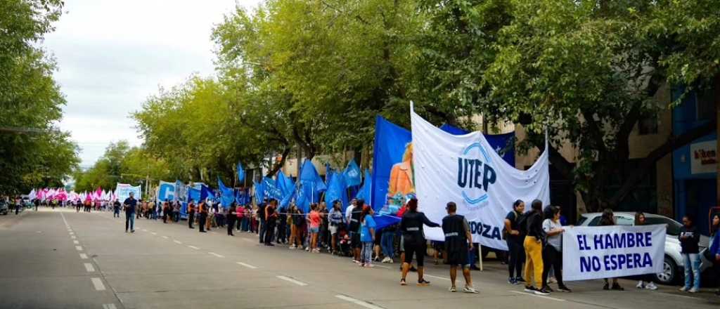 Trabajadores de la Economía Popular marcharán hacia Plaza Independencia