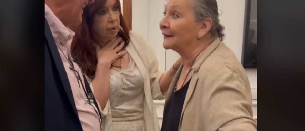 Apareci&oacute; Cristina y carg&oacute; contra el gobierno de Milei: "Horrible es poco"