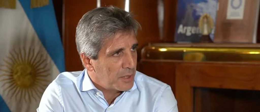 El dólar blue se disparó, a pesar de las declaraciones del ministro Caputo